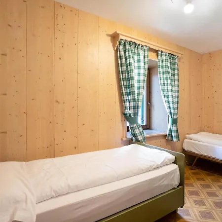 Ciasa Lino Sas Da Le Doudesc Pozza di Fassa